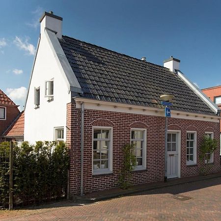 Karakteristiek Huis In Centrum Winsum Met Nieuwe Badkamer Luaran gambar
