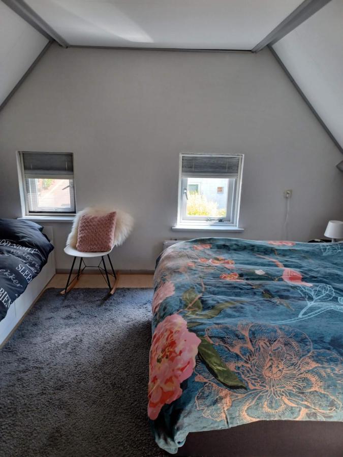 Karakteristiek Huis In Centrum Winsum Met Nieuwe Badkamer Luaran gambar